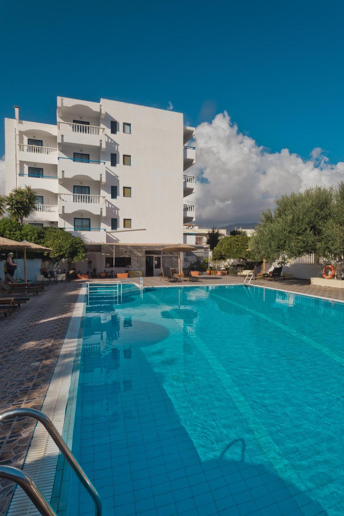 Regina Studios & Hotel Karpathos Town  Exterior photo